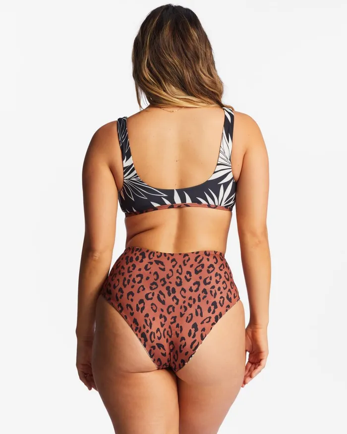 Billabong Bikinis Women Spotted In Paradise Ava Reversible Tank Bikini Top Multi Billabong Bikinis Women Spotted In Paradise Ava Reversible Tank Bikini Top Multi