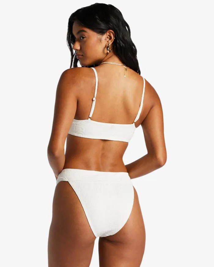 Billabong Bikinis Women Sun Trip Tiki Zoe Crop Bikini Top Salt Crystal Billabong Bikinis Women Sun Trip Tiki Zoe Crop Bikini Top Salt Crystal