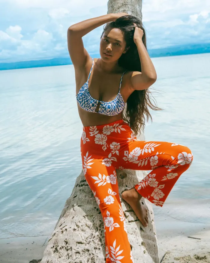 Billabong Pants Women Going High Stretchy Knit Flared Pants Red Aloha