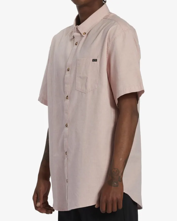 Billabong Shirts Men All Day Short Sleeve Shirt Dusty Pink Billabong Shirts Men All Day Short Sleeve Shirt Dusty Pink