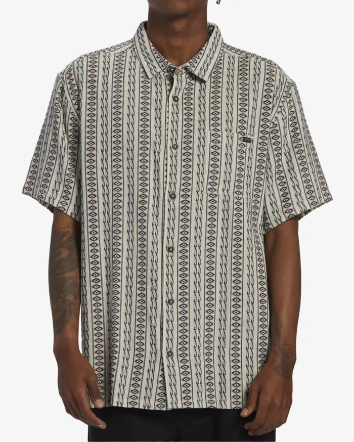 Billabong Shirts Men Sundays Jacquard Short Sleeve Shirt Oat