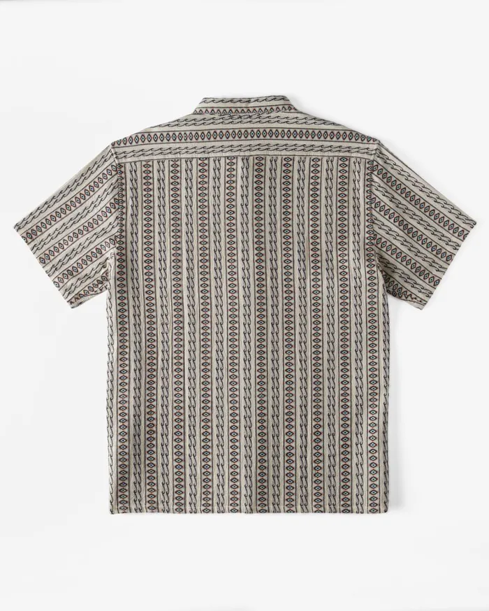 Billabong Shirts Men Sundays Jacquard Short Sleeve Shirt Oat Billabong Shirts Men Sundays Jacquard Short Sleeve Shirt Oat