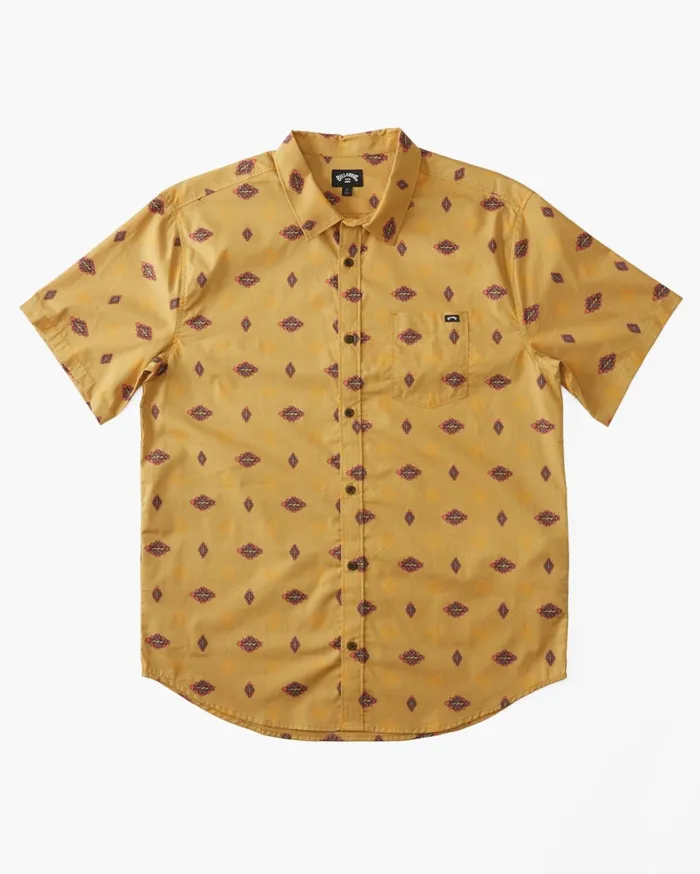 Billabong Shirts Men Sundays Mini Short Sleeve Shirt Gold Billabong Shirts Men Sundays Mini Short Sleeve Shirt Gold