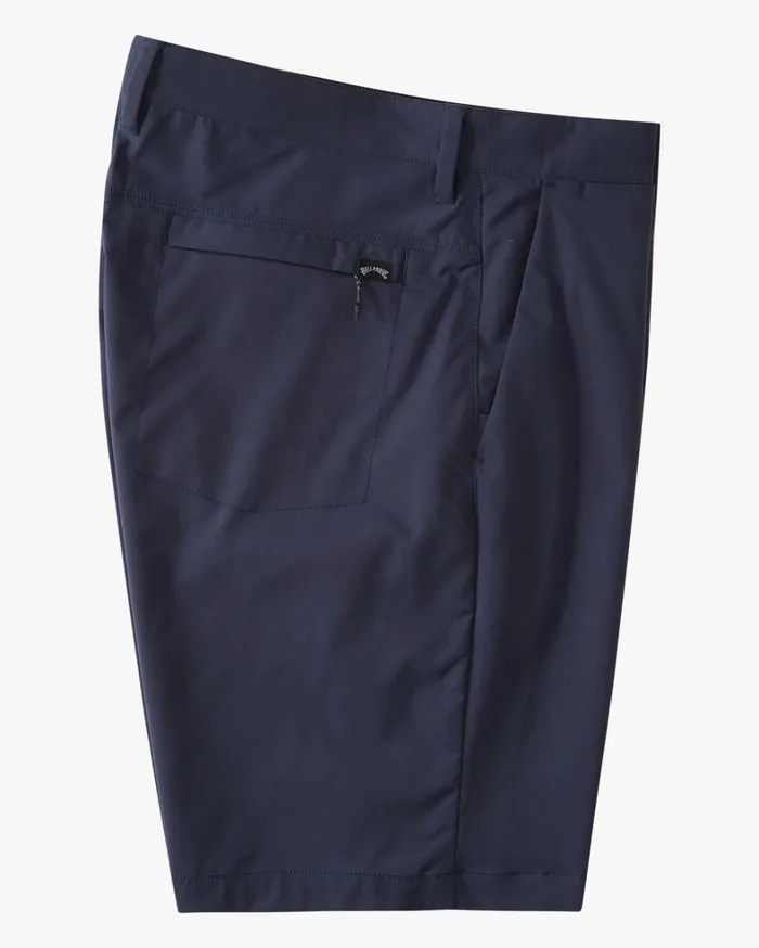 Billabong Shorts Men ADiv Surftrek Journey Shorts 20034 Night Billabong Shorts Men ADiv Surftrek Journey Shorts 20034 Night