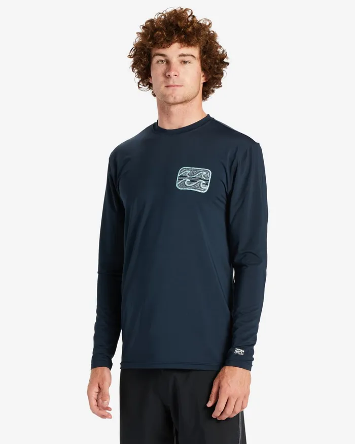 Billabong Shorts Men Crayon Wave Long Sleeve UPF 50 Surf TShirt Navy Billabong Shorts Men Crayon Wave Long Sleeve UPF 50 Surf TShirt Navy