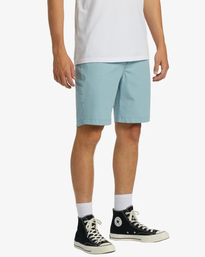 Billabong Shorts Men Crossfire Solid Submersible Shorts 20034 Cloud Blue Billabong Shorts Men Crossfire Solid Submersible Shorts 20034 Cloud Blue