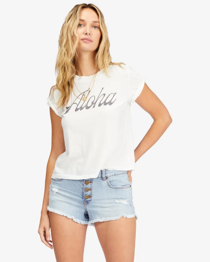 Billabong Shorts Women Buttoned Up Denim Shorts Indigo Rinse 1