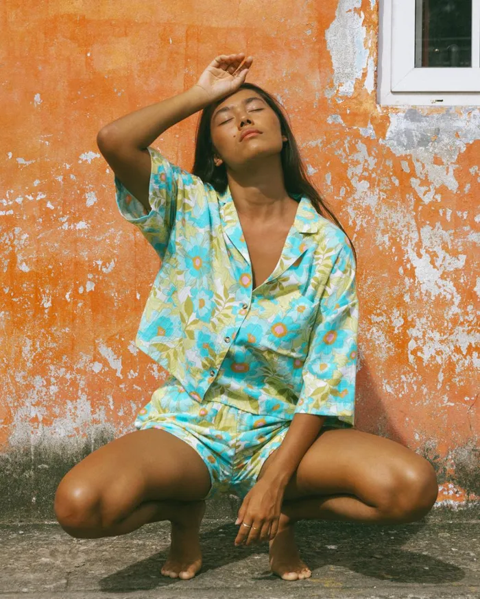 Billabong Tops Women All Good ButtonDown Top Ocean Eyes