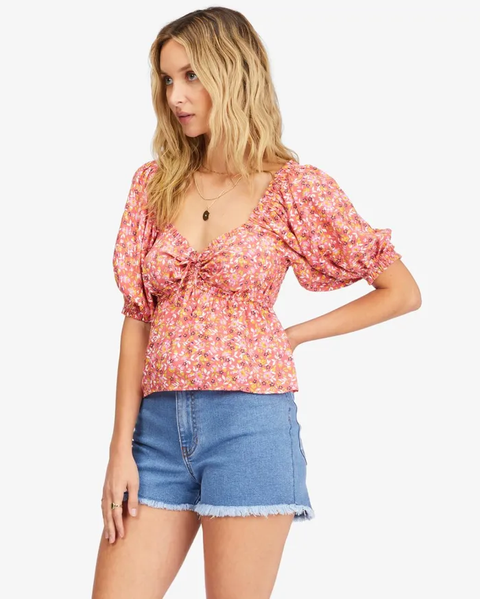 Billabong Tops Women Beachy Babe Puff Sleeve Crop Top Vintage Coral