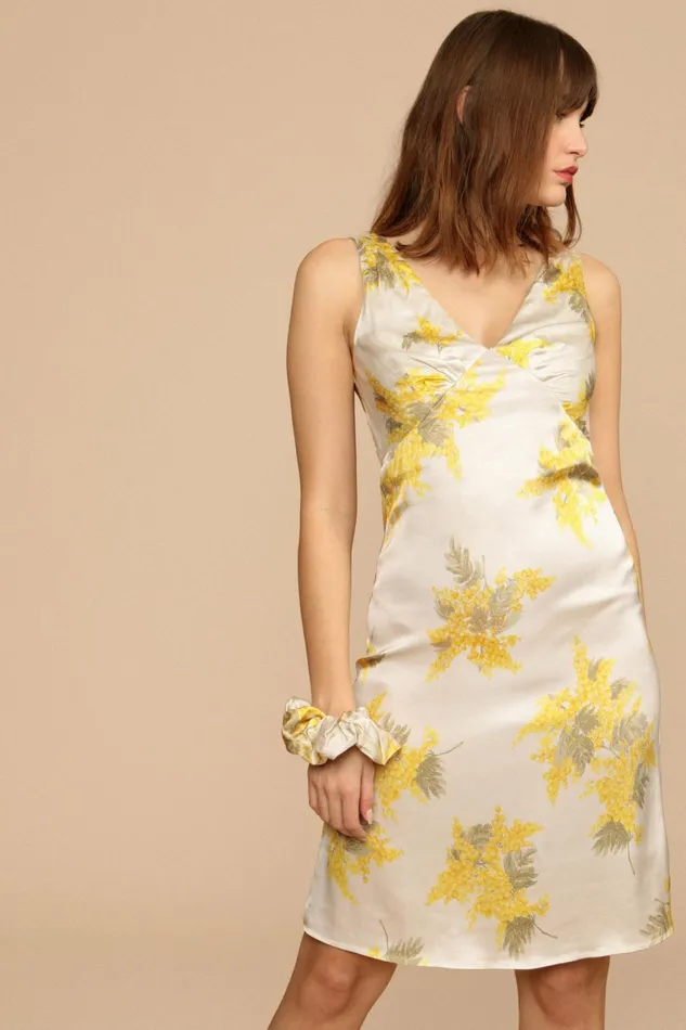 Chouchou LOULOU Creme Mimosa Women Rouje Jewelry and Accessories