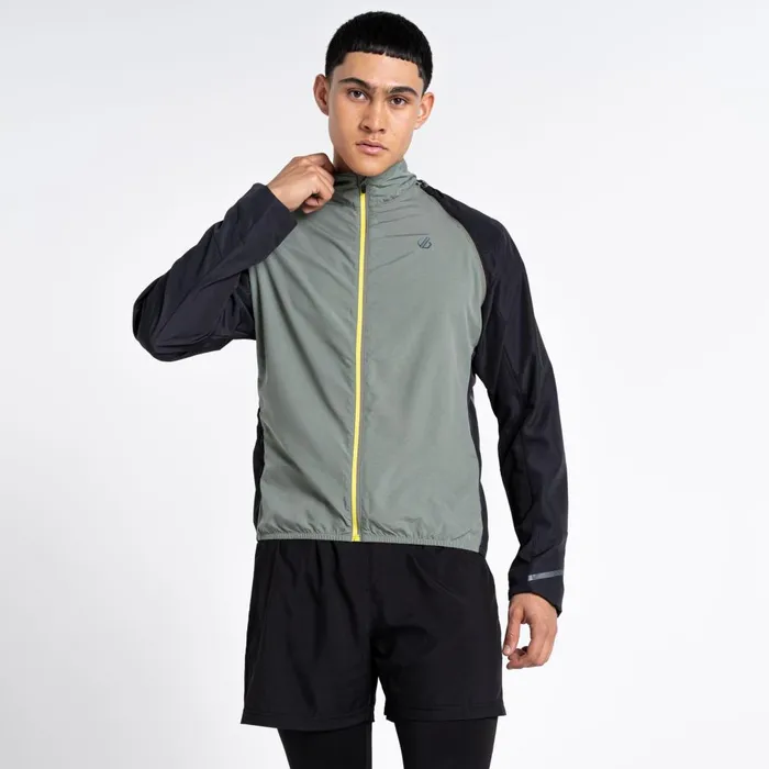 Dare 2b Lightweight Jackets Oxidate Lightweight Windshell Jacket Agave Green Black 8211 Men Dare 2b Lightweight Jackets Oxidate Lightweight Windshell Jacket Agave Green Black 8211 Men