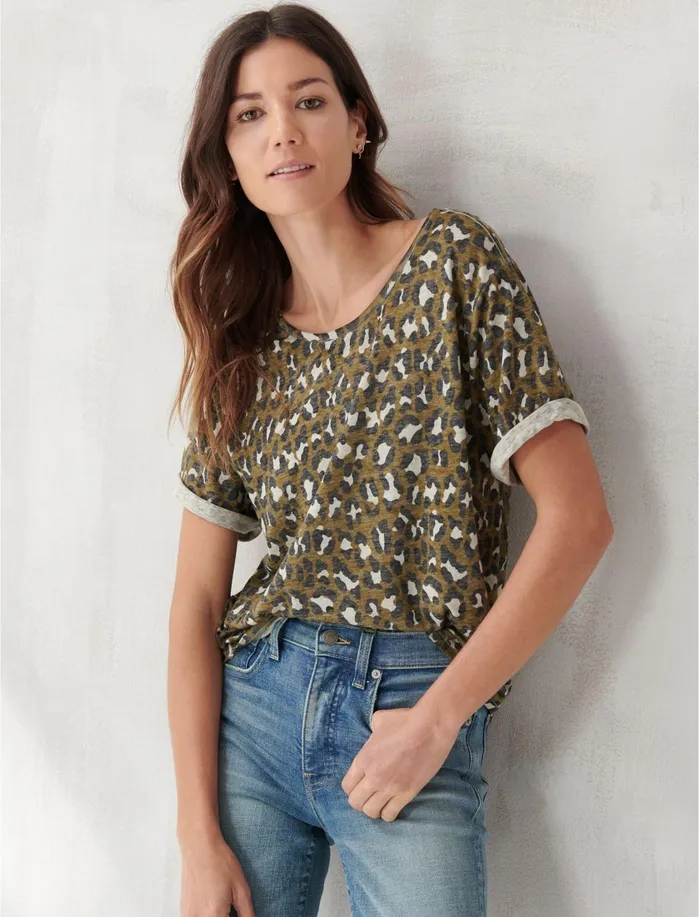 Graphic Tees Women Lucky Brand PRINTED ROLLED SLEEVE TEE Leopard Camo