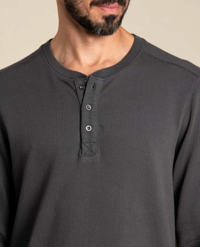 Men039s Men039s Ponderosa Long Sleeve Henley Soot ToadandCo TShirts