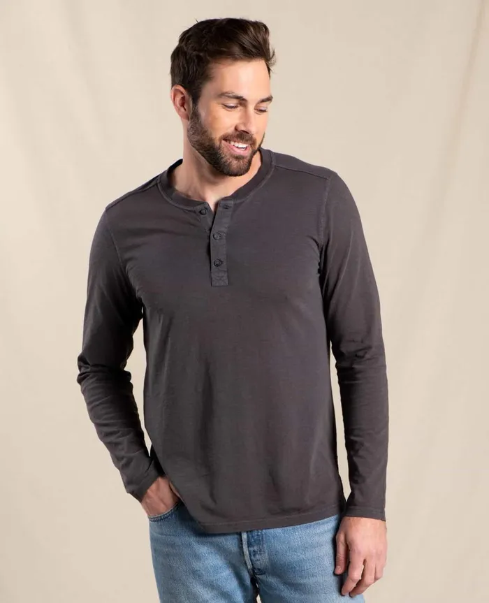 Men039s Men039s Primo Long Sleeve Henley Soot Vintage Wash ToadandCo TShirts