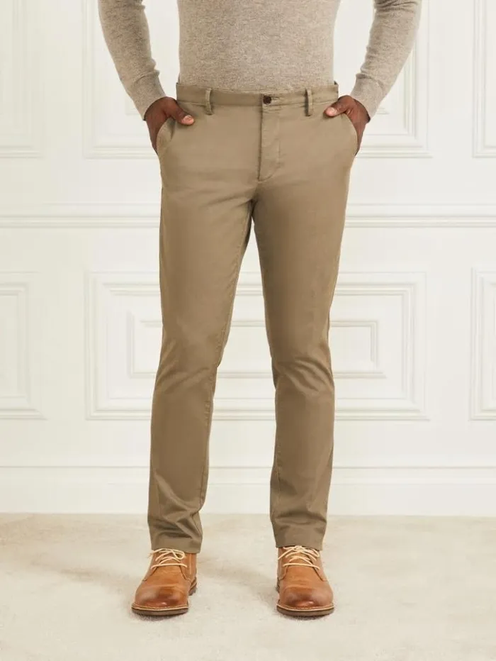 Men GUESS Pants and Shorts Eco Hugh Easy Chino Pant Green Canteen