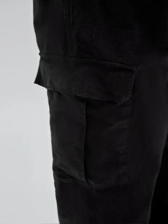Men GUESS Pants and Shorts GUESS Originals Ripstop Cargo Pants Jet Black Multi Men GUESS Pants and Shorts GUESS Originals Ripstop Cargo Pants Jet Black Multi