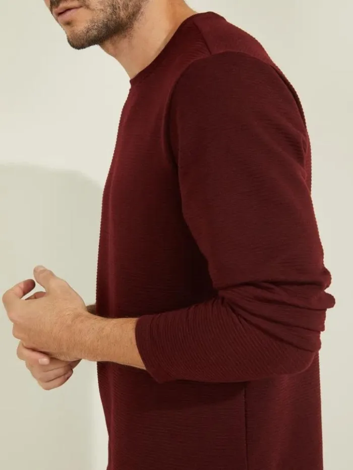 Men GUESS TShirts and Tanks Textured Jersey LongSleeve Tee Vino