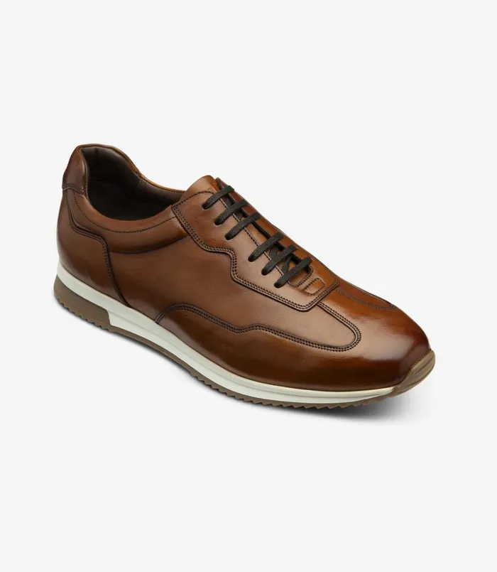 Men Linford Chestnut Brown Loake Trainers and Sneakers Men Linford Chestnut Brown Loake Trainers and Sneakers