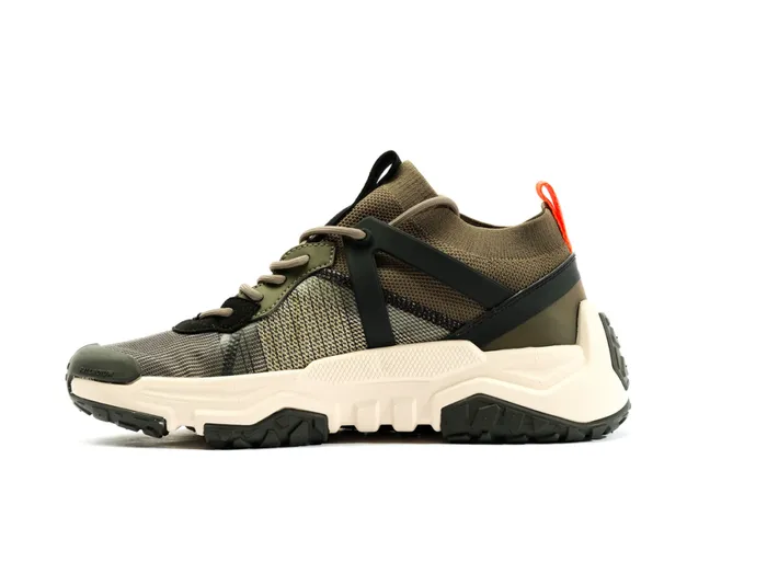 Men OFFGRID LO MATRYX Palladium Sneakers