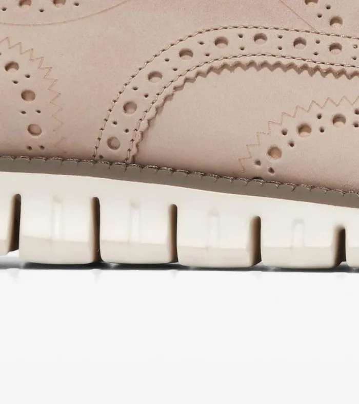 Oxfords Men Cole Haan ZERGRAND Wingtip Oxford Dune Nubucktruffleivory Oxfords Men Cole Haan ZERGRAND Wingtip Oxford Dune Nubucktruffleivory