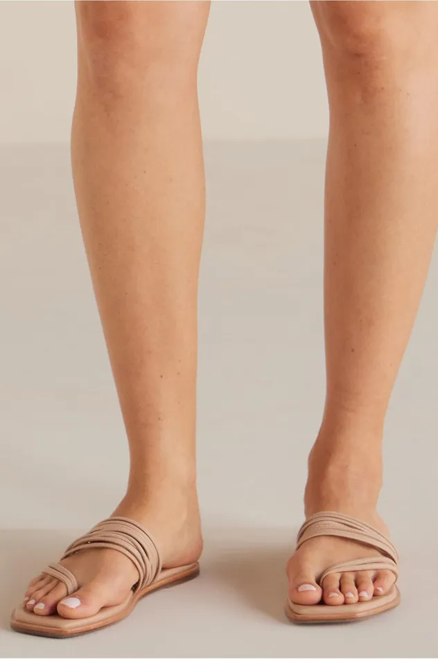 Soft Surroundings Kaanas Ibu Straps Slide Nude Women Shoes Soft Surroundings Kaanas Ibu Straps Slide Nude Women Shoes