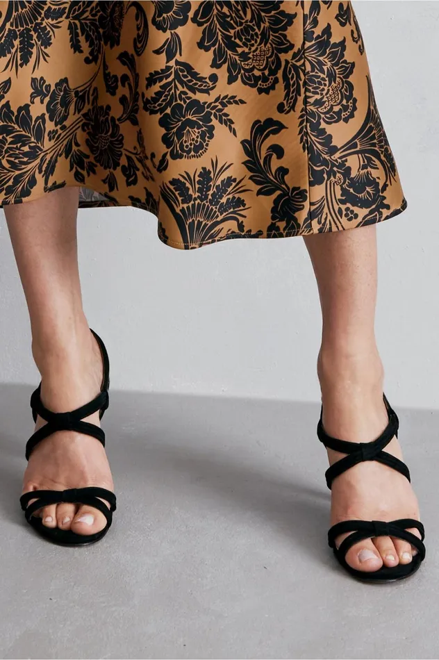 Soft Surroundings Pelle Moda Wayve Strappy Sandal Black Women Shoes Soft Surroundings Pelle Moda Wayve Strappy Sandal Black Women Shoes