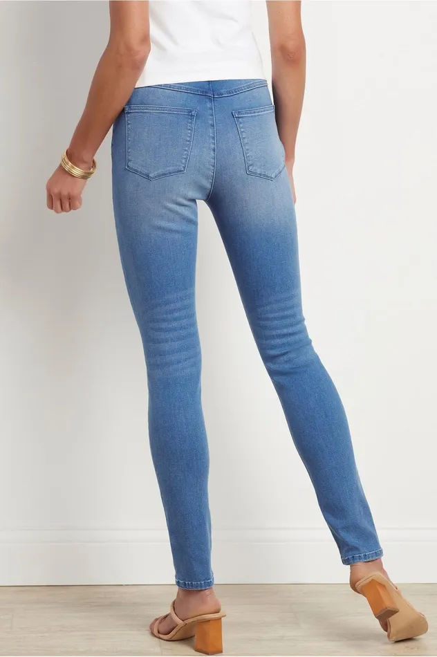 Soft Surroundings Supremely Soft PullOn Skinny Jeans Crawford Wash Women Jeans Soft Surroundings Supremely Soft PullOn Skinny Jeans Crawford Wash Women Jeans