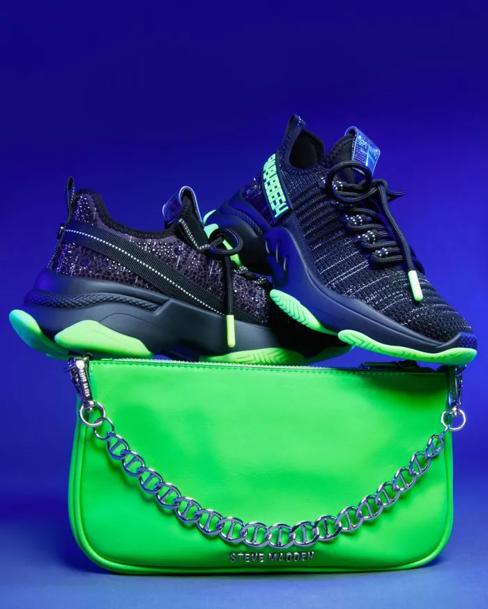 Steve Madden Bmaxy Lime Womens Shoulder Bags Steve Madden Bmaxy Lime Womens Shoulder Bags