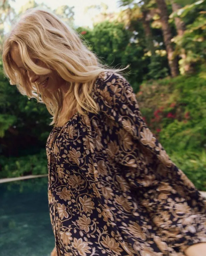 Swim The Great The Shoreline CoverUp Black Oasis Floral