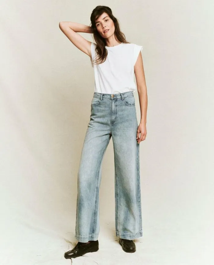Tees and Sweats The Great The Peak Shoulder Tee True White