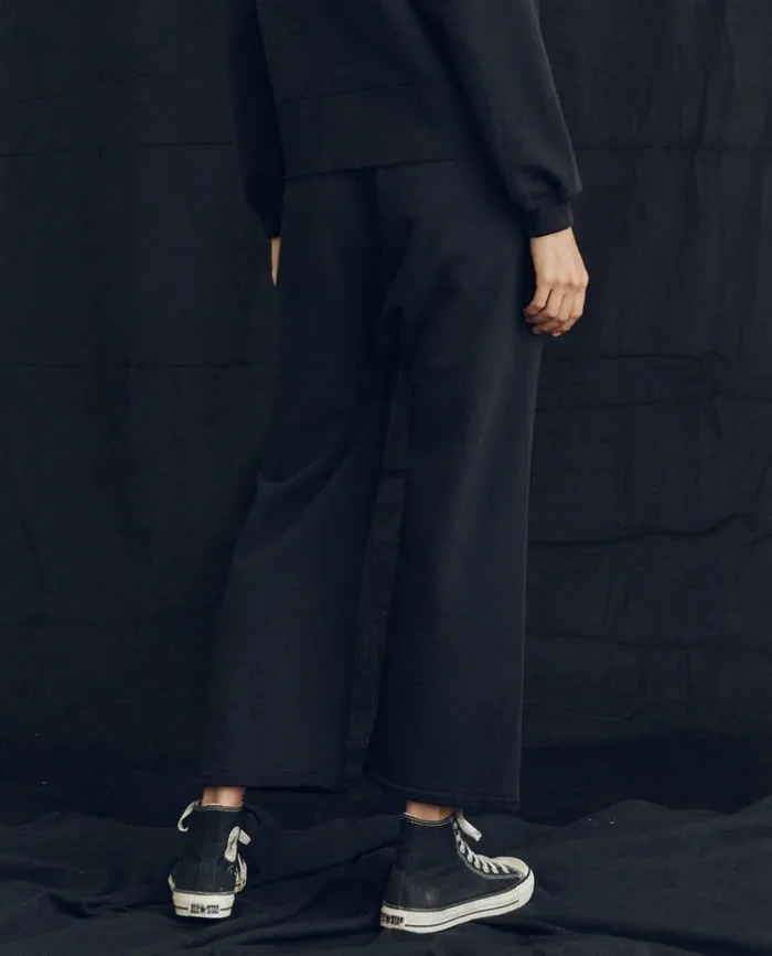 Tees and Sweats The Great The Relay Sweatpant Almost Black