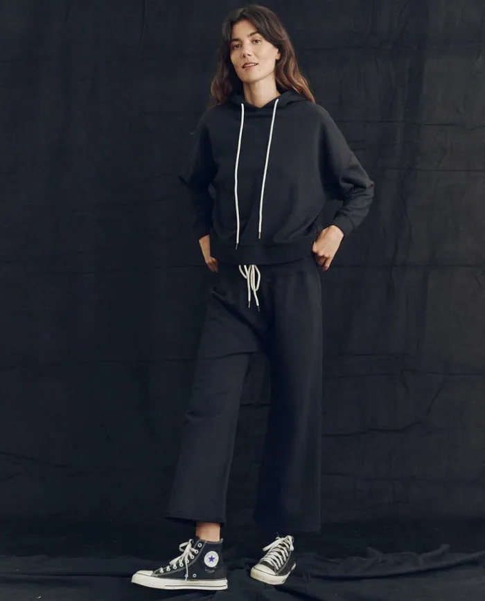 Tees and Sweats The Great The Relay Sweatpant Almost Black