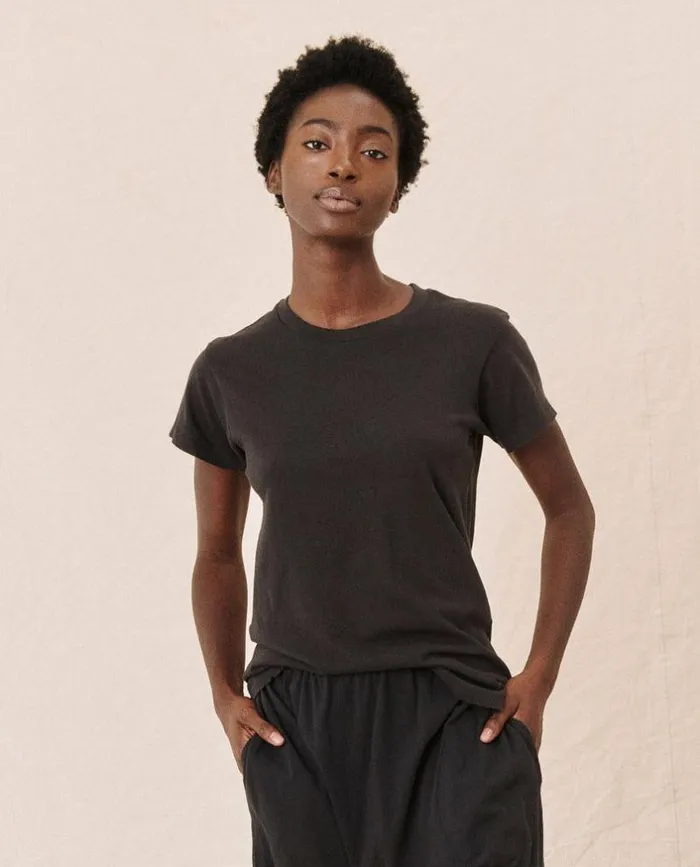 Tees and Sweats The Great The Slim Tee Almost Black
