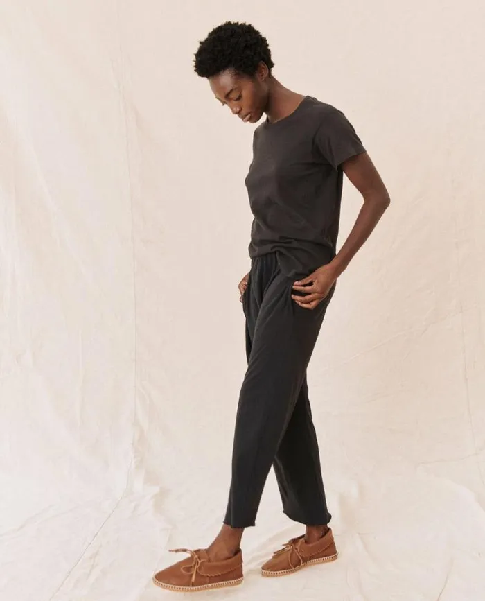 Tees and Sweats The Great The Slim Tee Almost Black