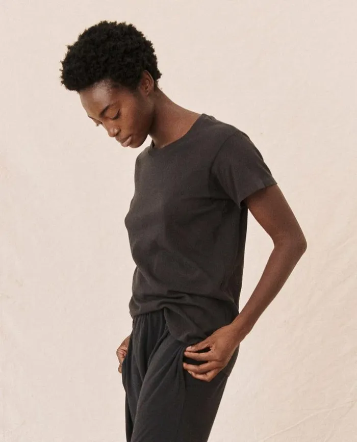 Tees and Sweats The Great The Slim Tee Almost Black