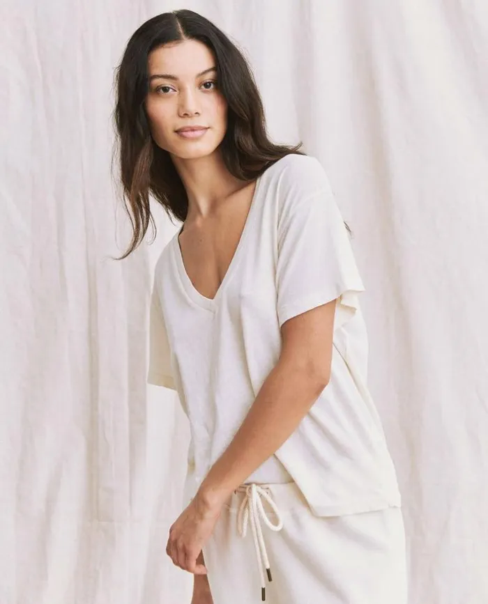 Tees and Sweats The Great The VNeck Tee Washed White