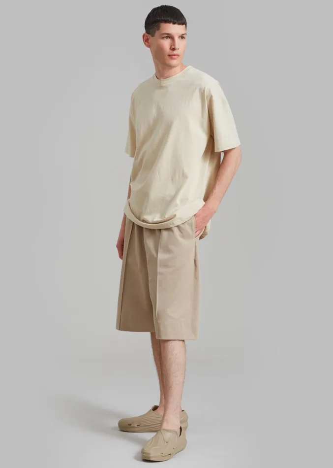 The Frankie Shop Adan Bermuda Shorts 8211 Beige Men Bottoms