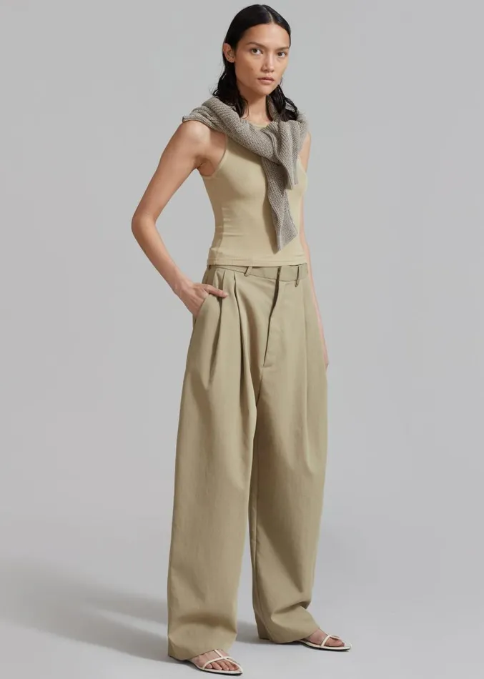 The Frankie Shop Effie Pleated Pants 8211 Khaki Women Clothing