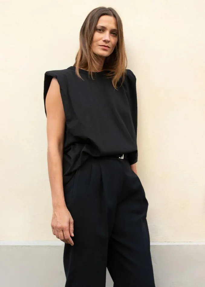 The Frankie Shop Eva Padded Shoulder Muscle TShirt 8211 Black Women Clothing