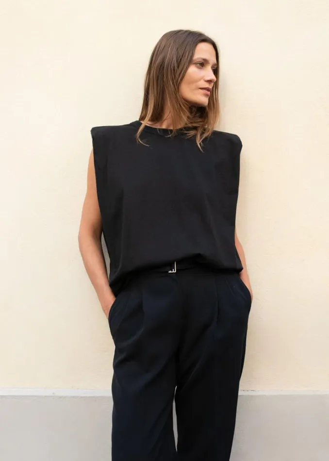 The Frankie Shop Eva Padded Shoulder Muscle TShirt 8211 Black Women Clothing
