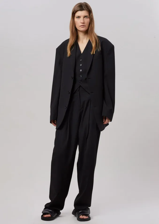The Frankie Shop Gelso Waistcoat 8211 Black Women Outerwear