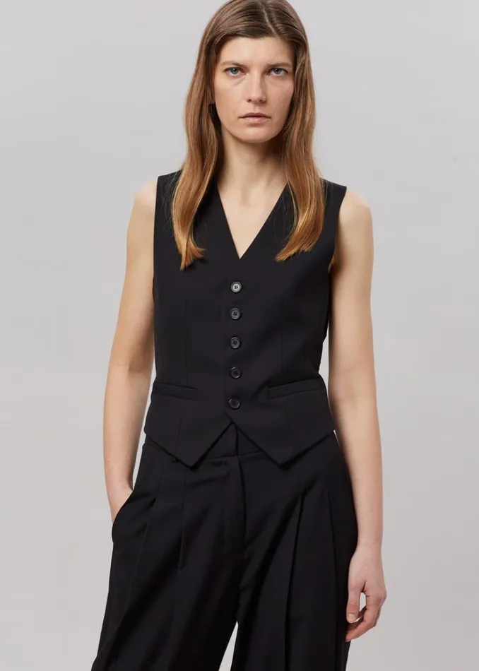 The Frankie Shop Gelso Waistcoat 8211 Black Women Outerwear