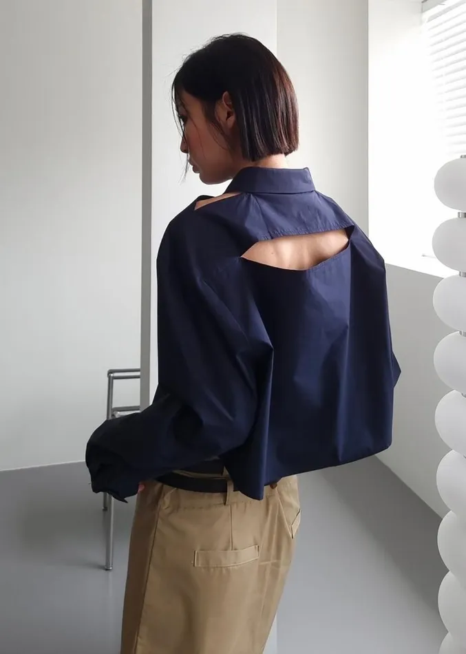 The Frankie Shop Lara Open Shoulder Cropped Shirt 8211 Navy Women Clothing