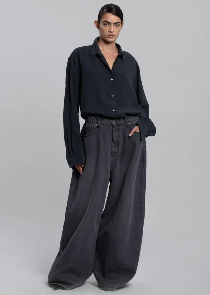 The Frankie Shop Lotta Fluid Shirt 8211 Charcoal Women Clothing