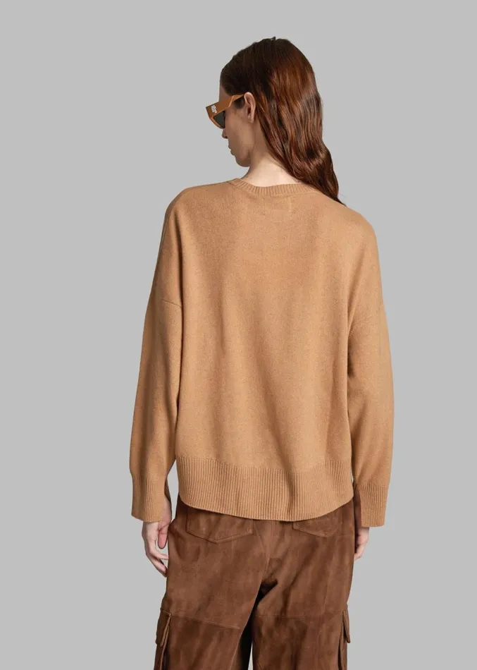 The Frankie Shop Loulou Studio Anaa Cashmere Sweater 8211 Camel Women Knitwear