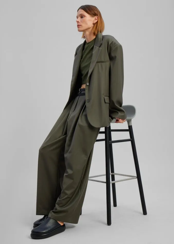 The Frankie Shop Nellie Belted Pleated Pants 8211 Olive Women Clothing