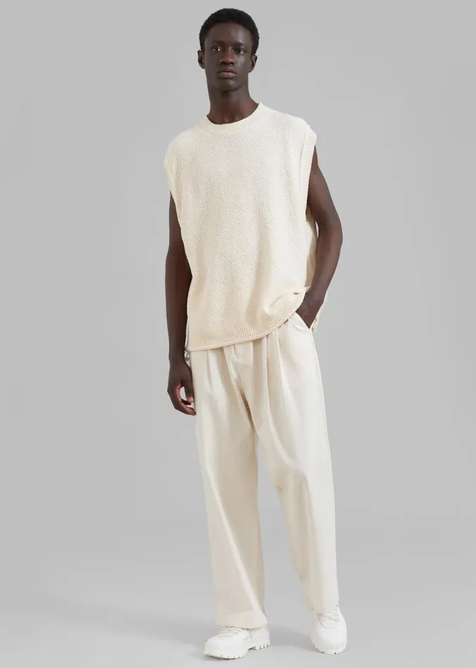 The Frankie Shop Oslo Knit Vest 8211 Cream Men Knitwear