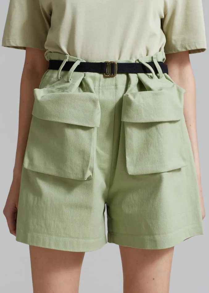The Frankie Shop Raye Cargo Shorts 8211 Sage Women Clothing