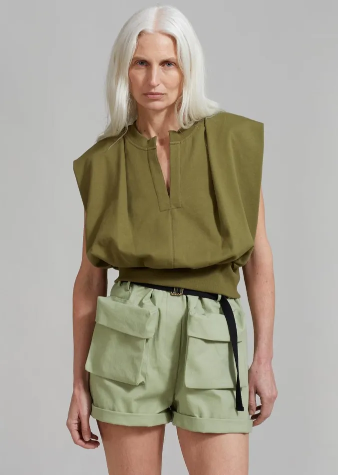 The Frankie Shop Raye Cargo Shorts 8211 Sage Women Clothing