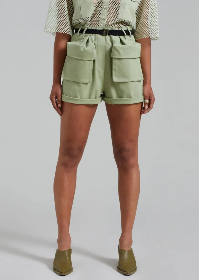 The Frankie Shop Raye Cargo Shorts 8211 Sage Women Clothing